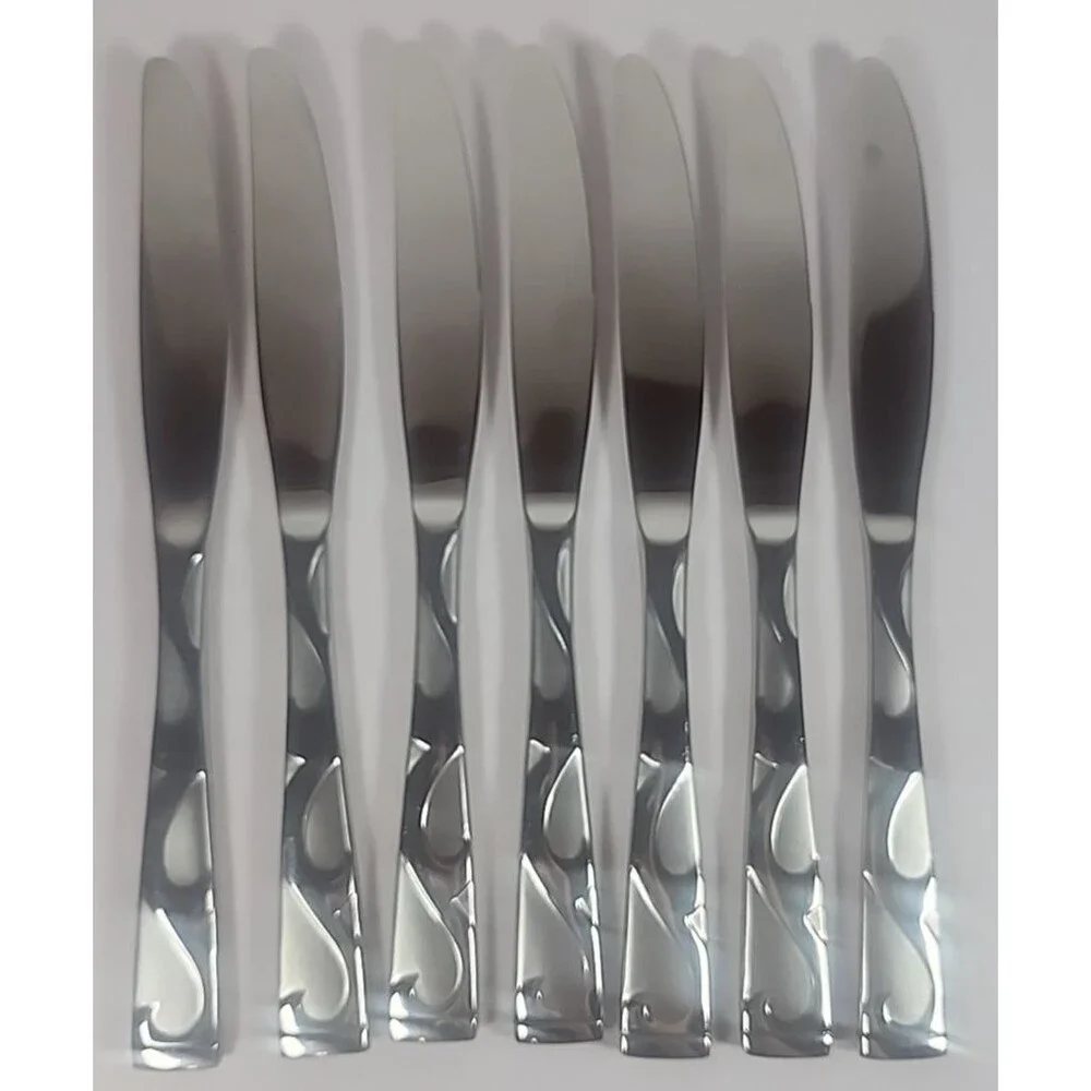 Set of 7 Oneida TUSCANY Butter Knives 9 1/2